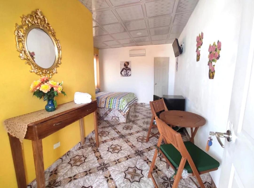 Belo Bay Apartment Hotel Portobelo Exteriör bild